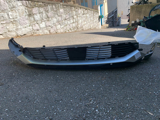 Pare choc avant Peugeot 5008 2