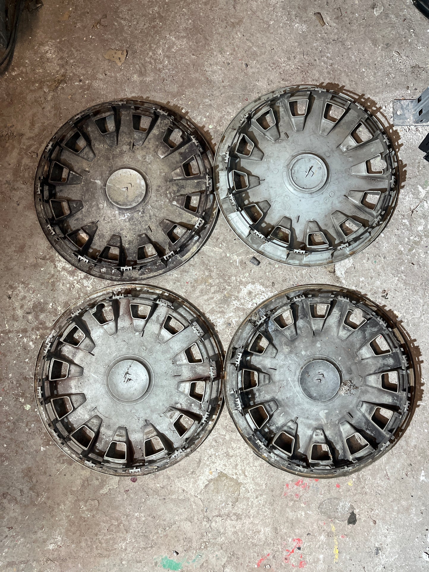 Enjoliveurs Citroen 15 pouces