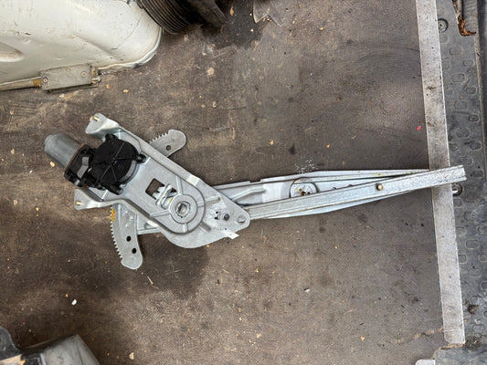Lève vitre manuelle avant droit Renault Kangoo 1