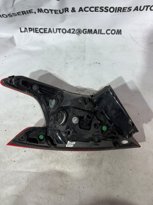 Feux arrière droit Peugeot 308 2