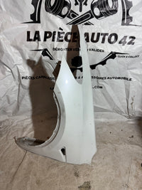 Aile avant gauche blanche Tesla Model Y