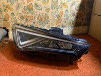 Phare avant droit Seat Léon 4 (5FB)