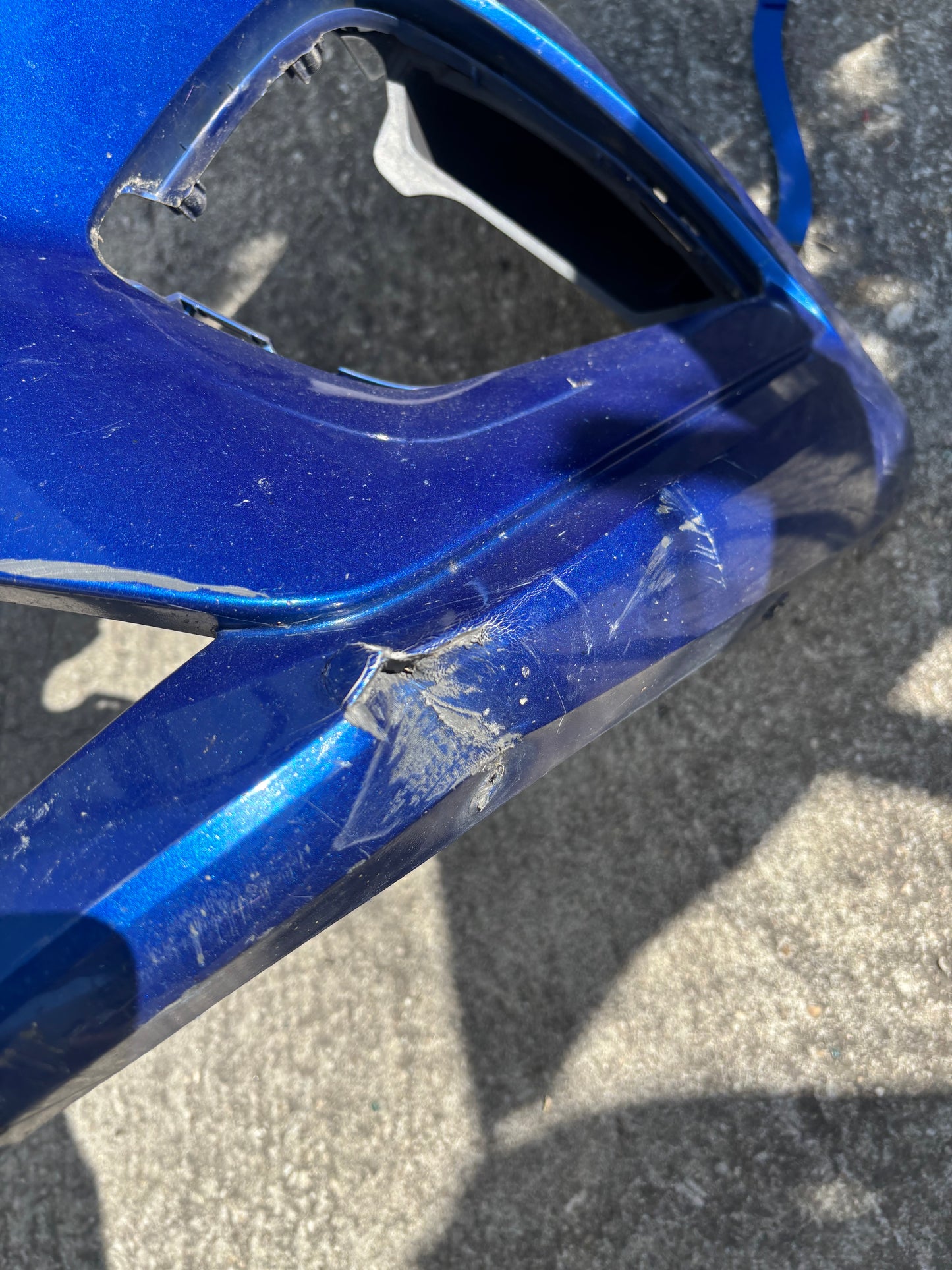 Pare choc avant Renault Clio 5 bleu