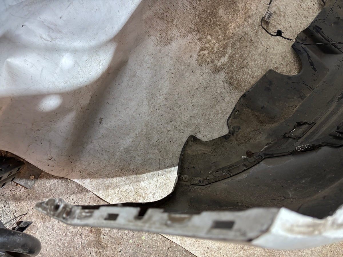 Pare choc Renault Clio 4 phase 1 Blanc 850222925R