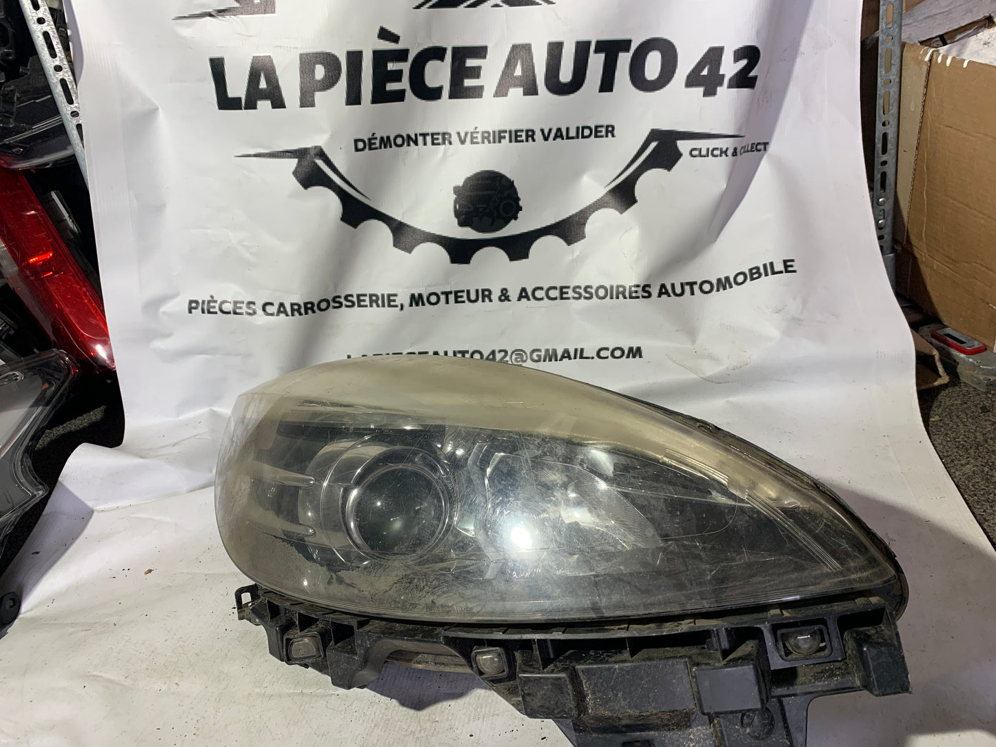 Phare avant droit Renault Scenic 3 phase 2