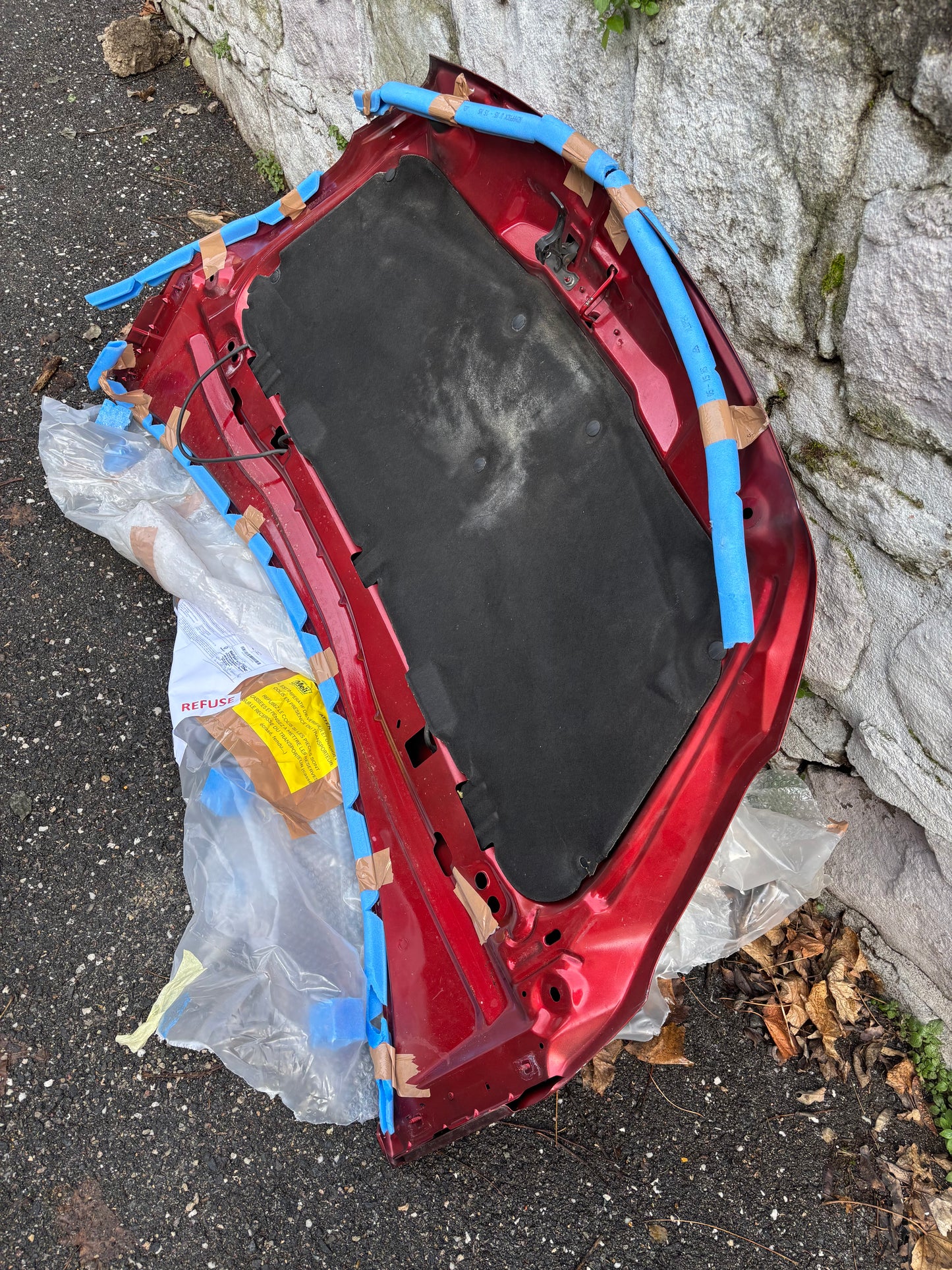 Capot Peugeot 208