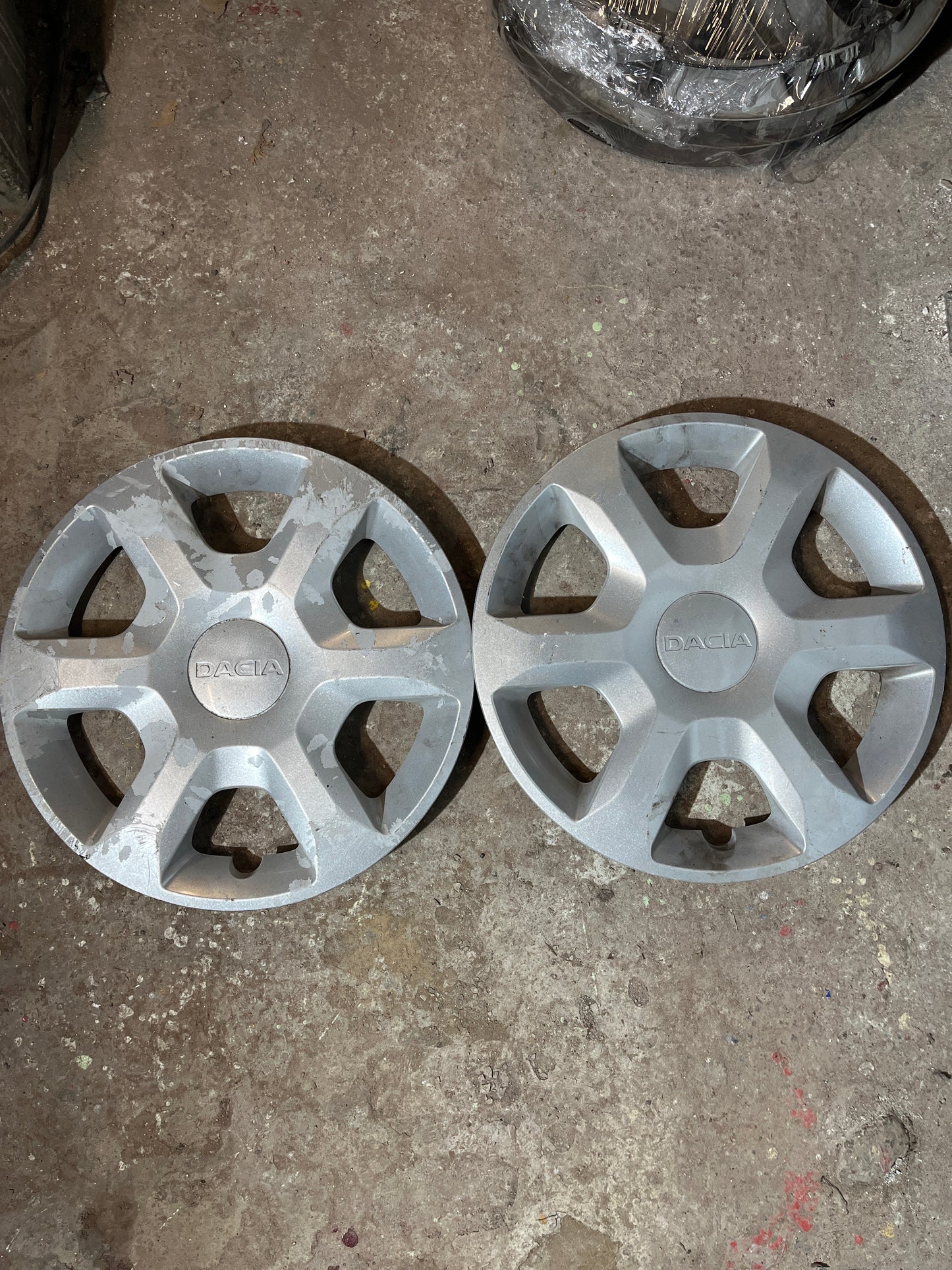 Enjoliveurs Dacia 15 pouces