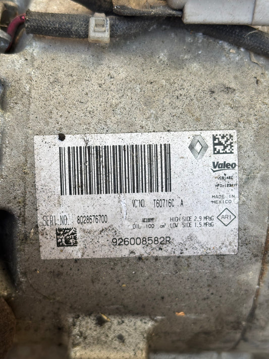 Compresseur de climatisation Renault Clio 4