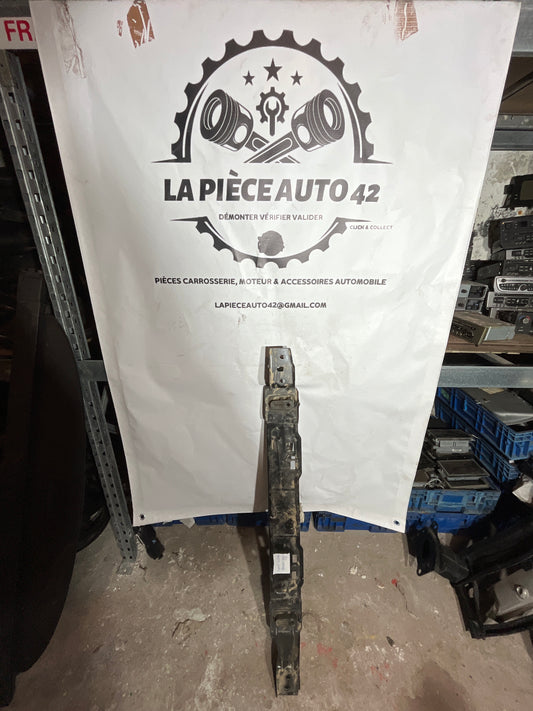 Support radiateur inférieur Peugeot 308 T9