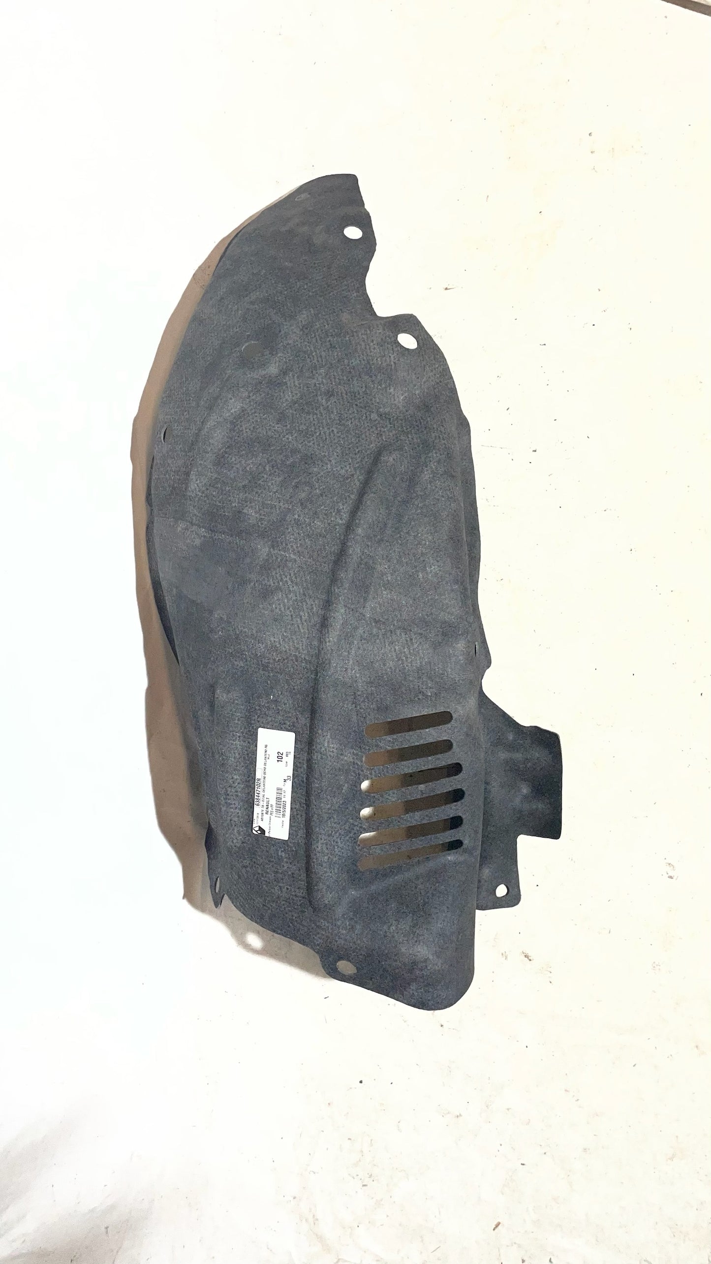 Pare boue avant droit Renault Megane 4