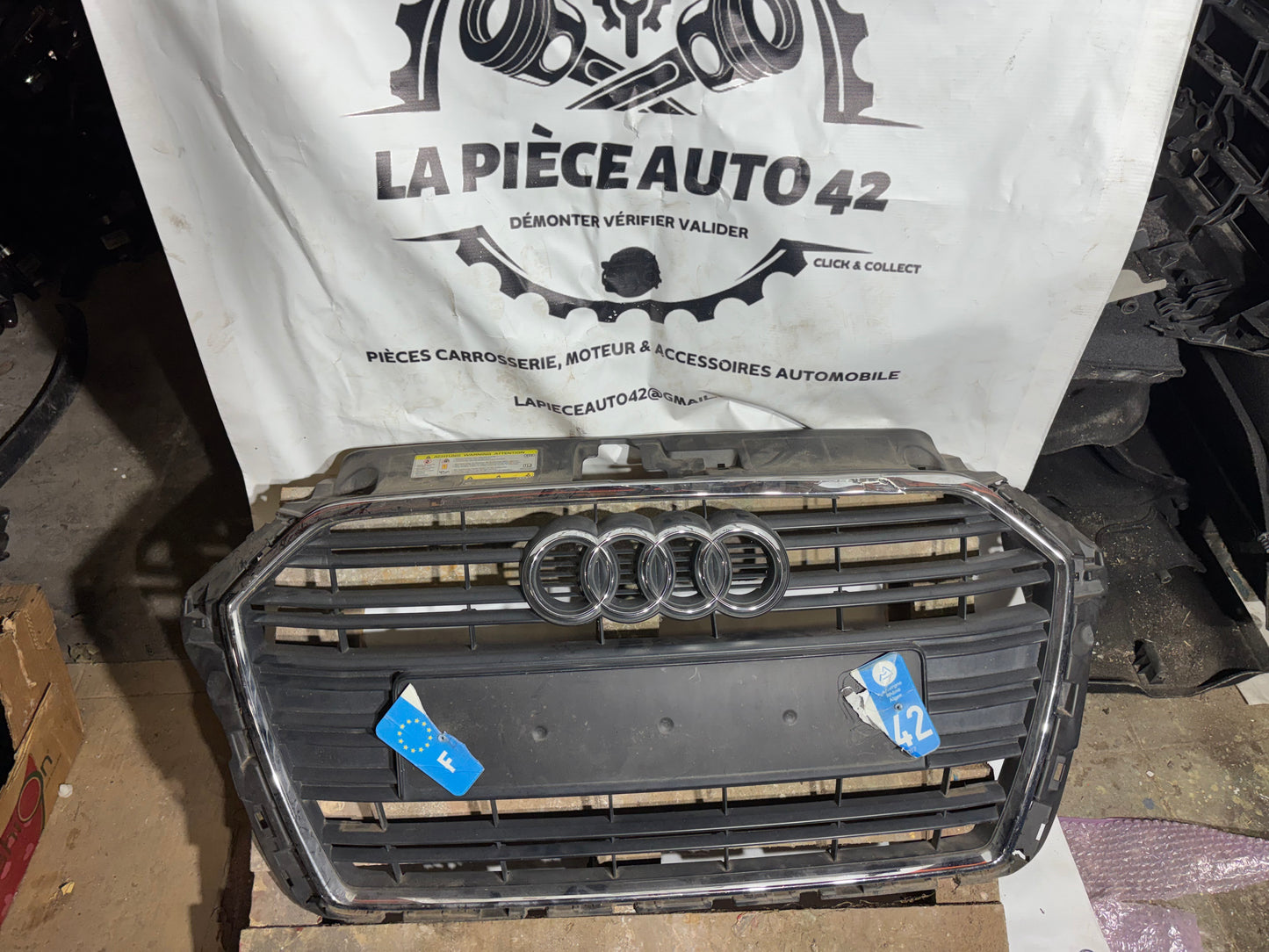 Calandre Audi A3 S3 / 8V3856651