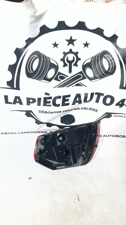 Feux arrière gauche Audi Q2