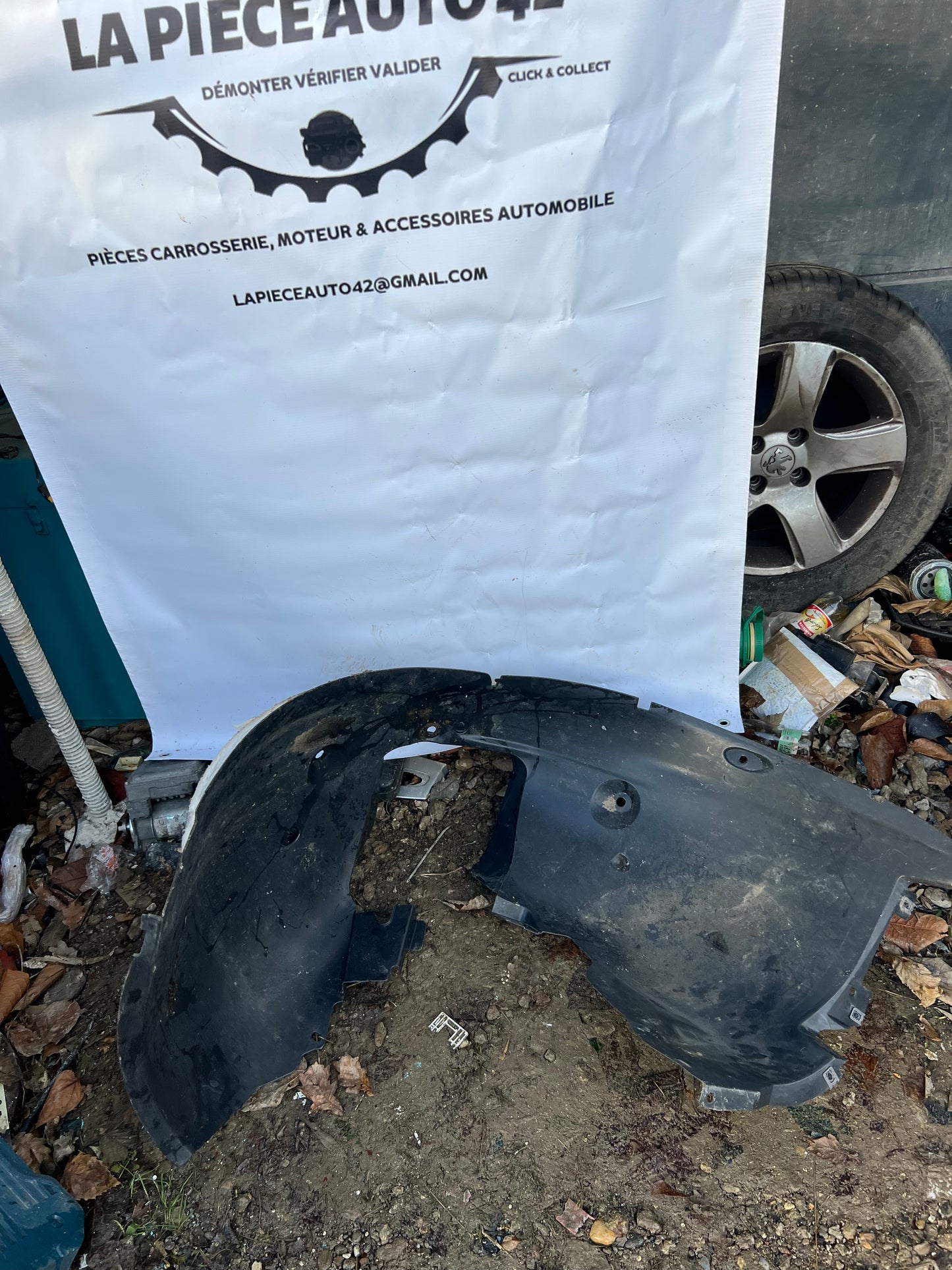Pare boue avant droit Peugeot 5008
