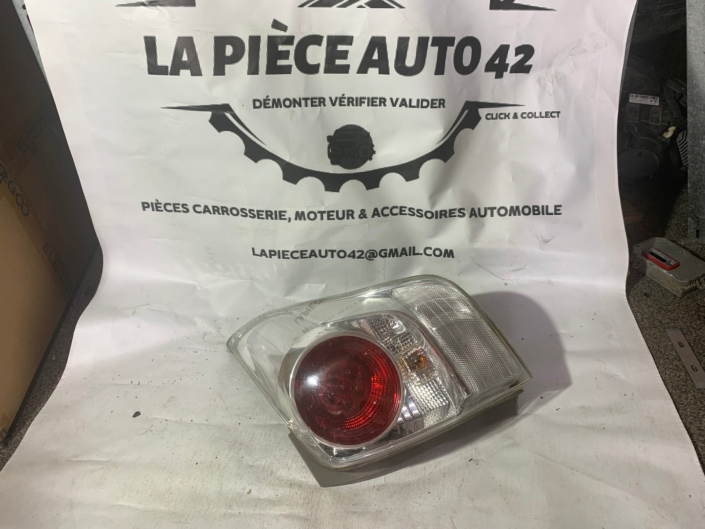 Feu arrière droit Toyota Verso