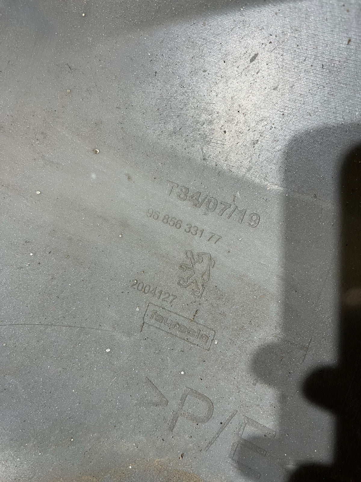 Pare choc arrière Peugeot 2008 / 3008 gris
