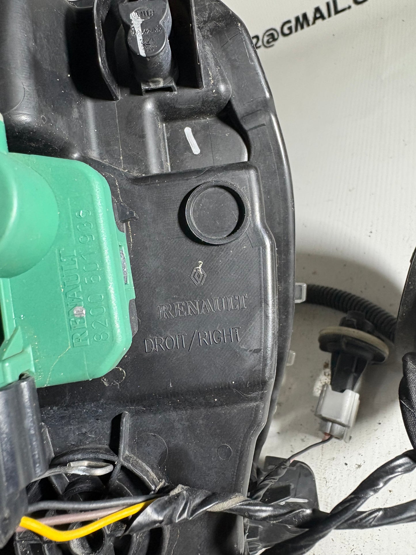 Phare avant droit Renault Twingo 3 phase 1