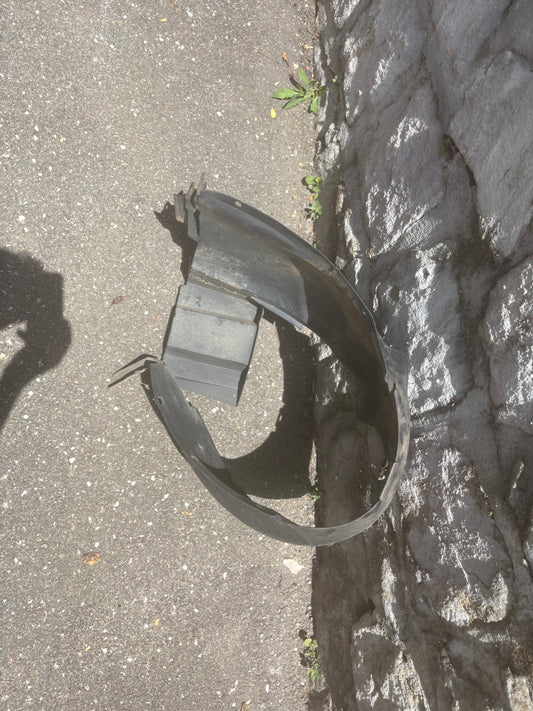 pare boue avant gauche Peugeot 108