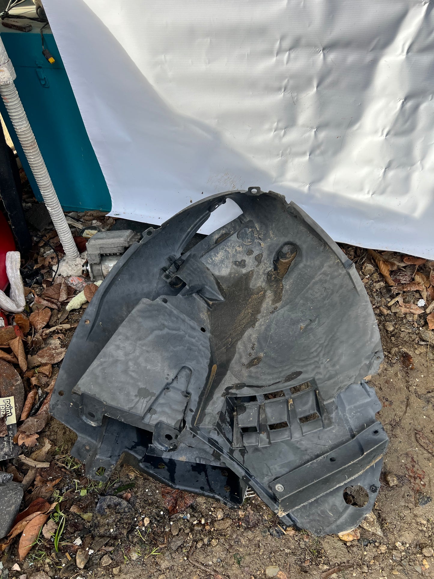 Pare boue avant droit Renault Kadjar