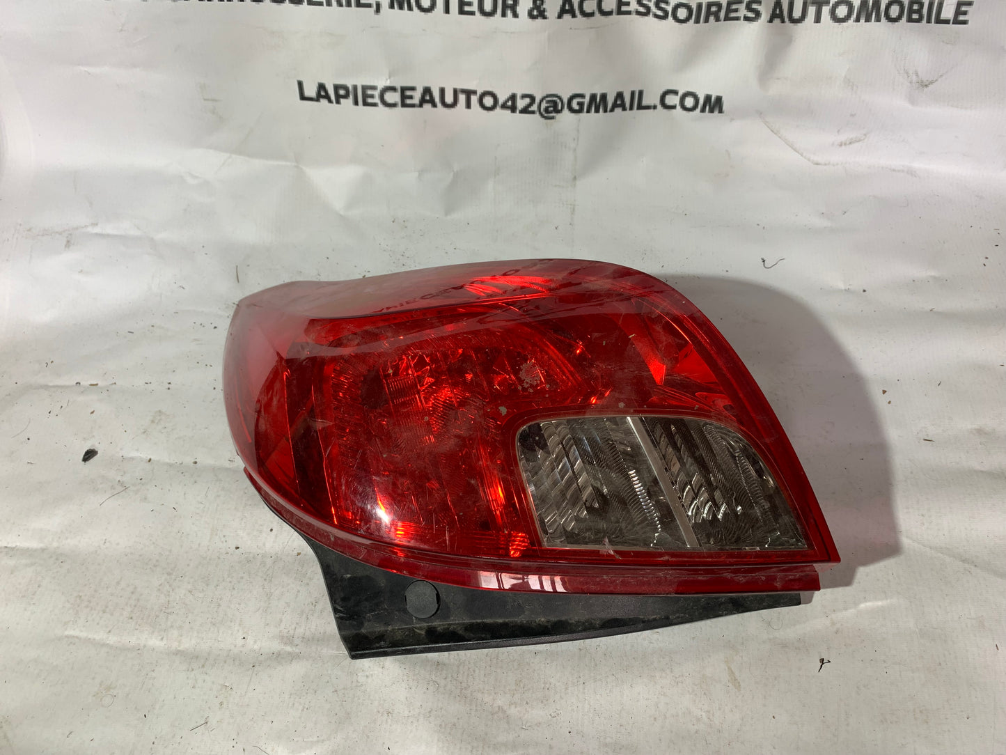 Feu arrière droit Opel Mikka