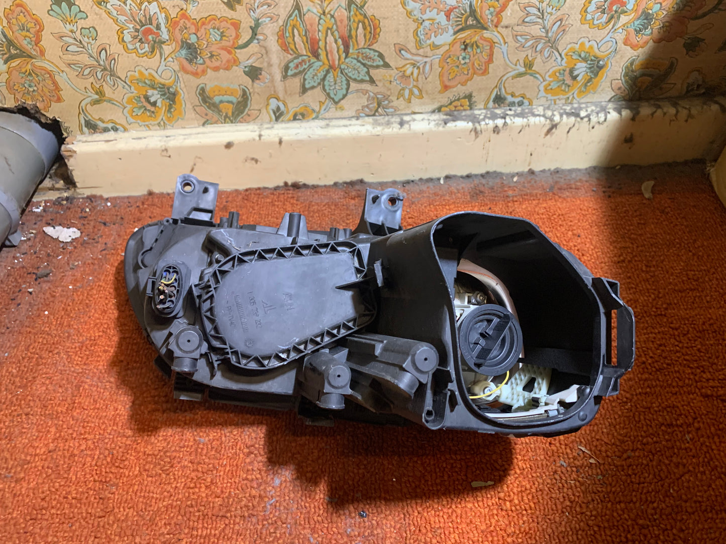 Phare avant gauche Volkswagen Touran 1 phase 1