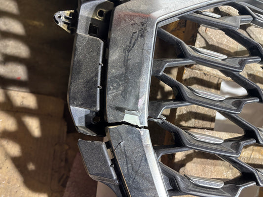 Calandre Audi Q3 / 83F853651