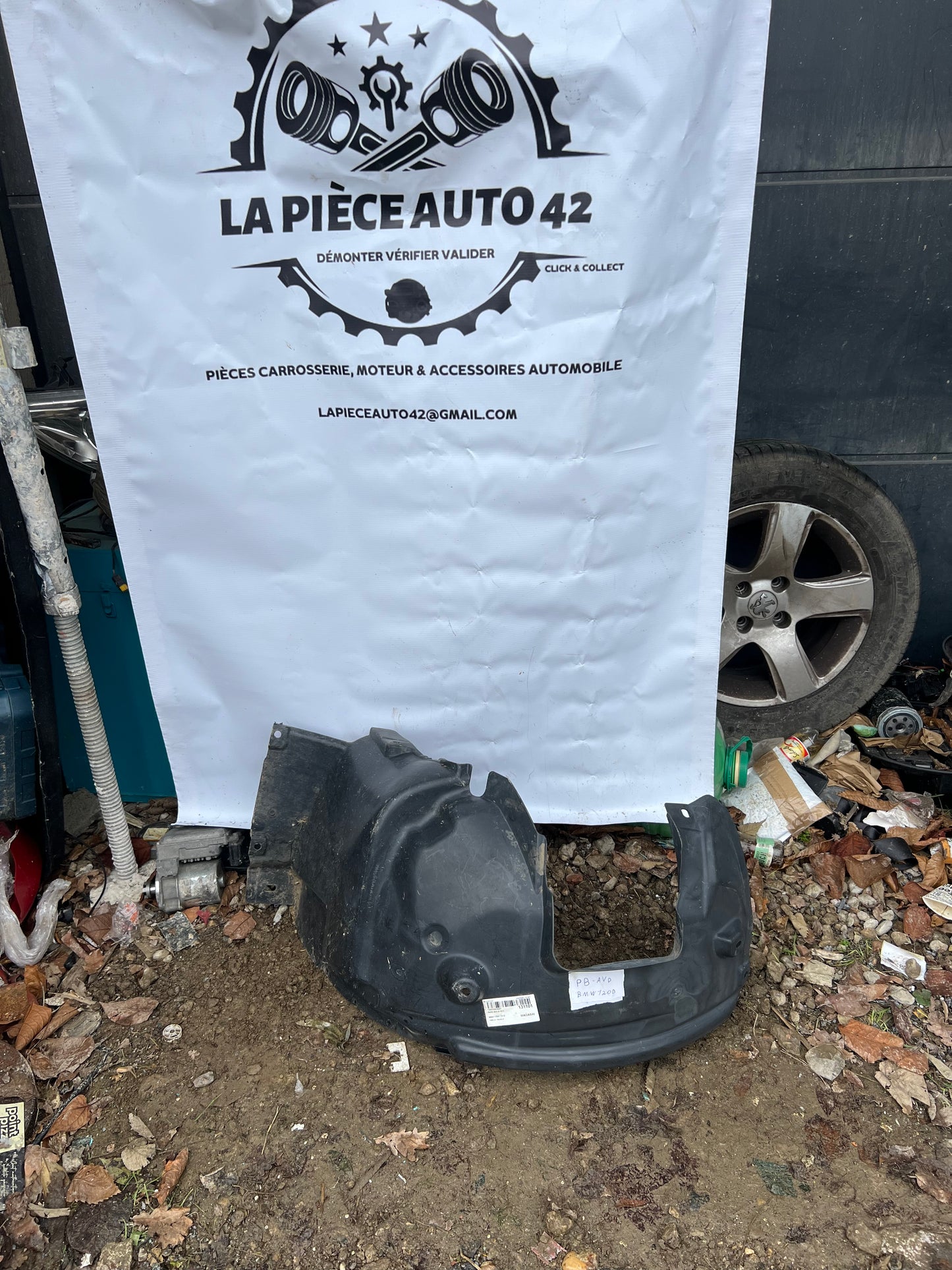 Pare boue avant droit BMW série 1