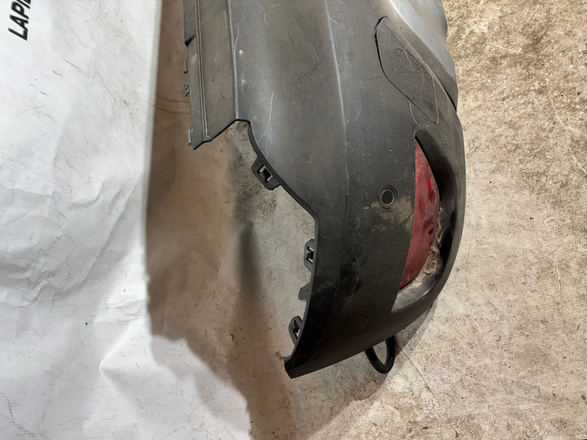 Pare choc arrière Renault Captur 1 gris 1 seule crosse 850164390R