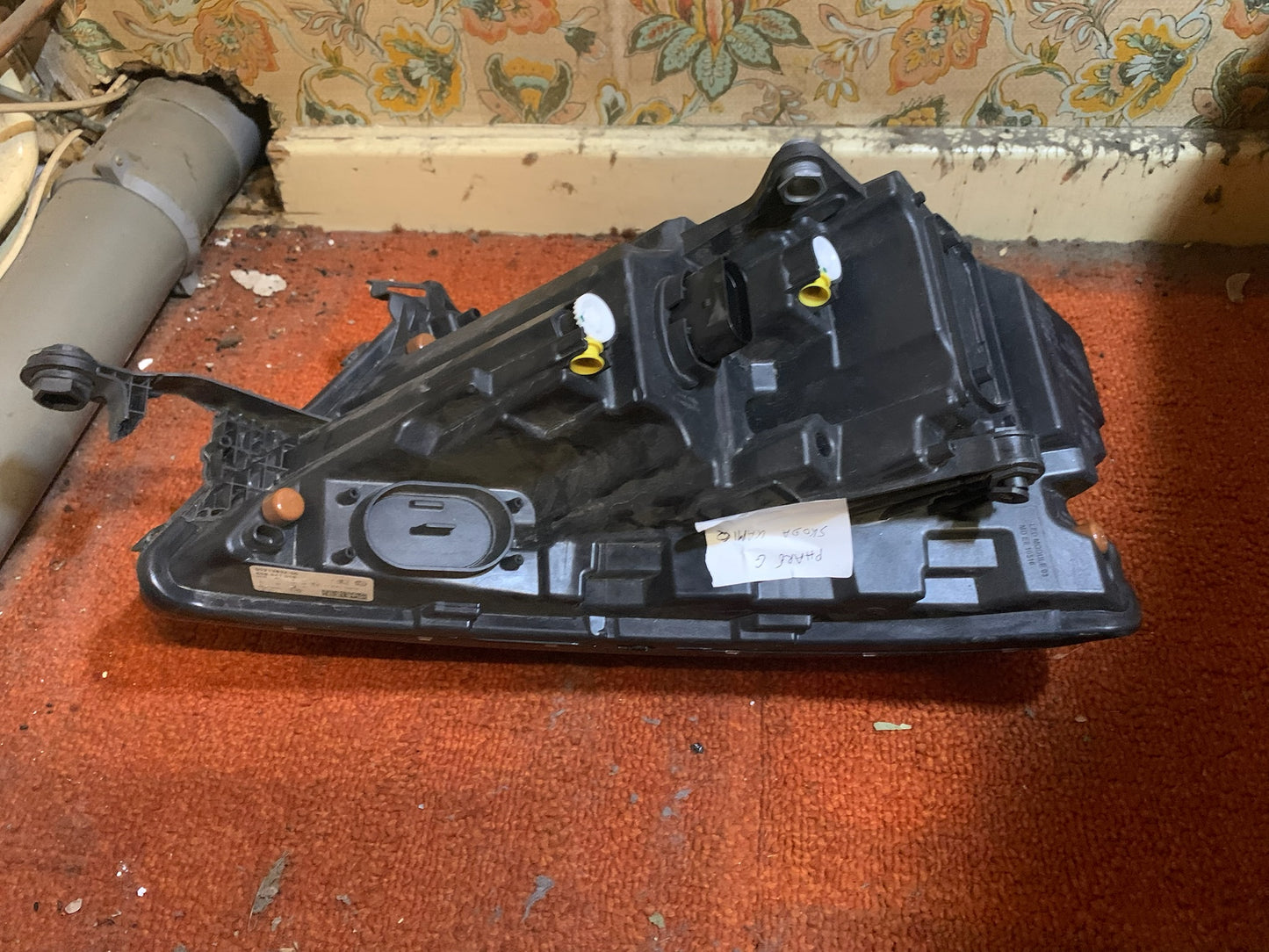 Phare avant gauche Skoda Kamiq