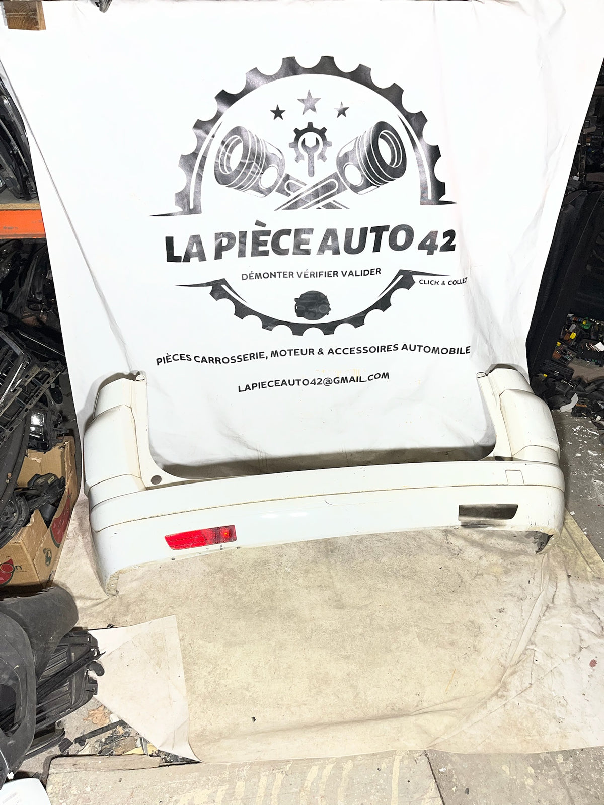 Pare choc arrière Citroën C4 Grand Picasso blanc