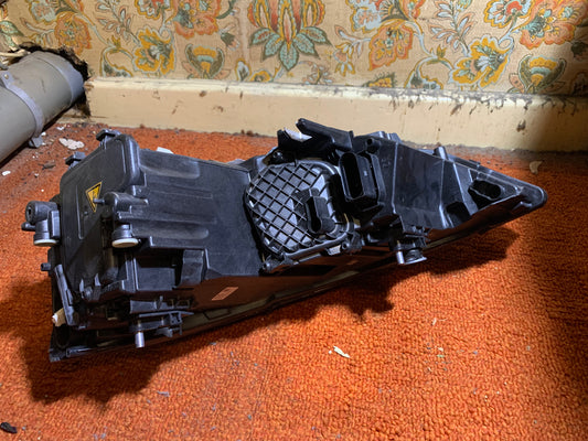 Phare avant droit Audi A1 8X phase 2 Neuf