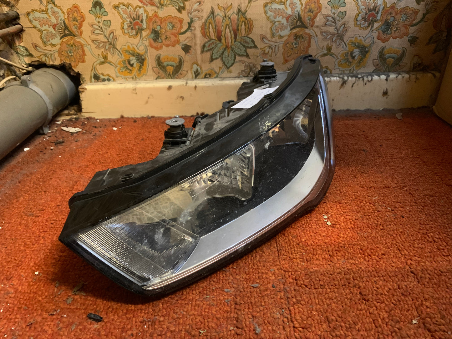 Phare avant gauche Audi A1 8XA phase 1 Halogène