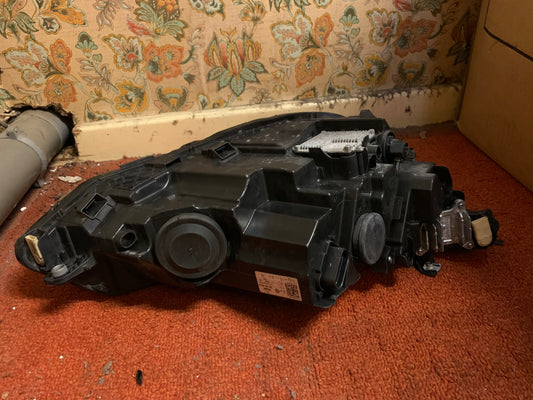 Phare avant gauche Volkswagen Golf 8