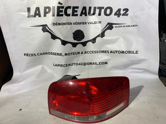 Feu arrière droit Audi A3 8P phase 1 (3 portes) — photo 1