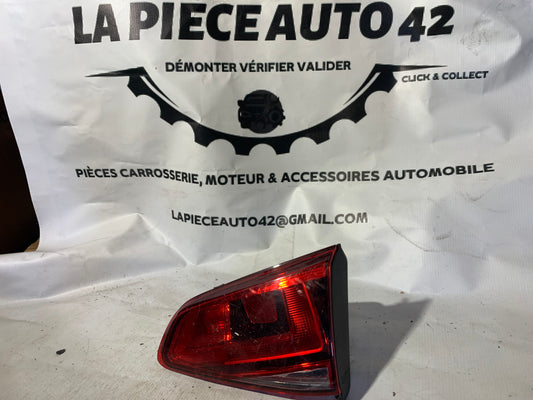 Feu arrière droit intérieur Volkswagen golf 7 — photo 1