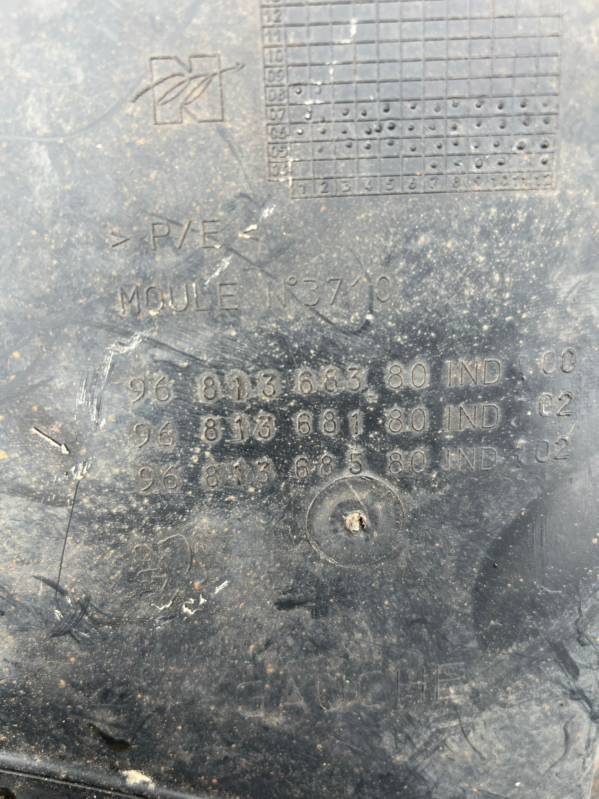 Pare boue avant gauche 307 phase 2 — photo 3