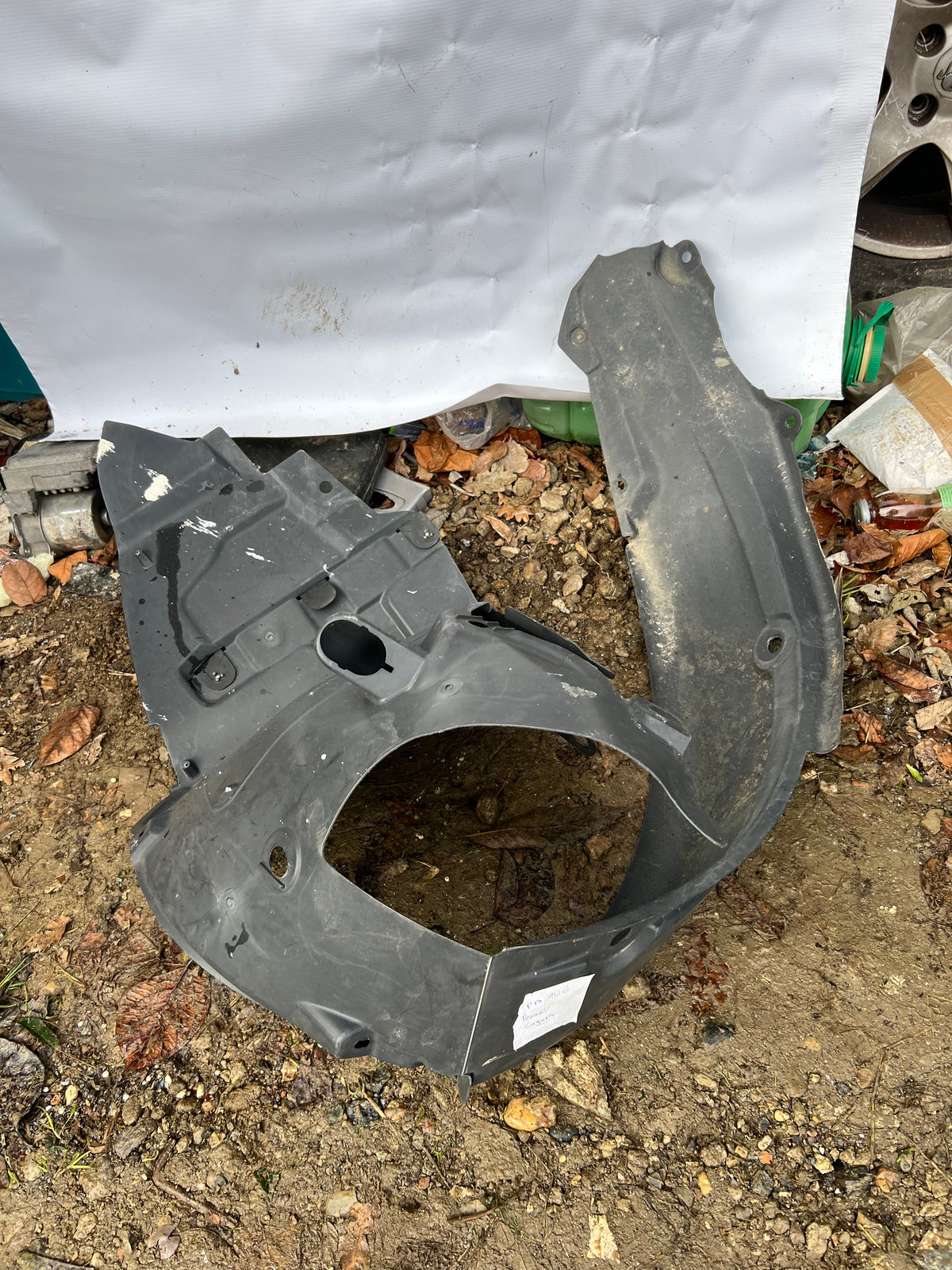 Pare boue avant gauche Renault Laguna 3 — photo 1