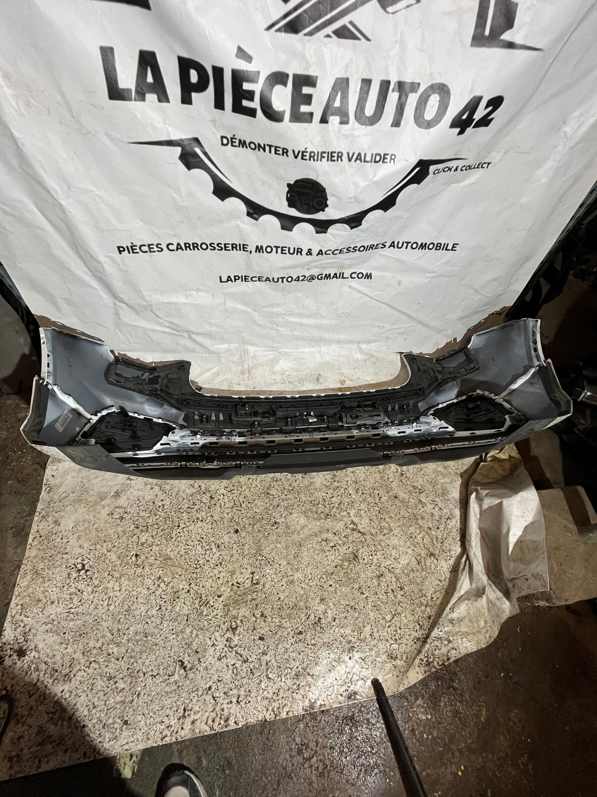 Pare-chocs arrière Audi Q2 blanc (81A) — photo 3
