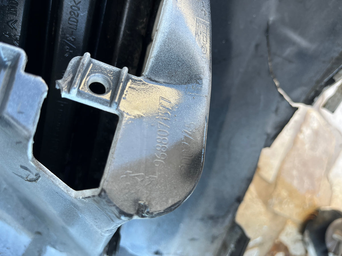 Pare-chocs AV blanc 9688071577 Peugeot 207 — photo 8