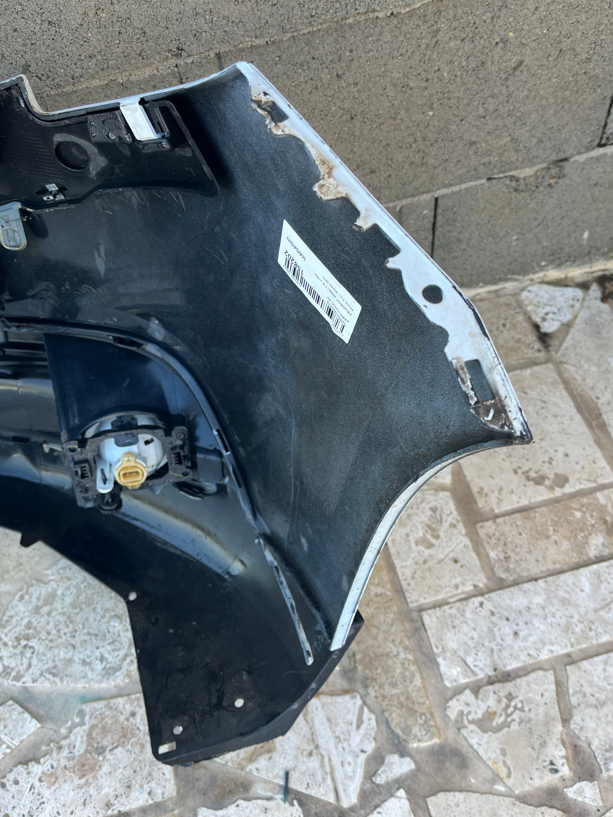 Pare-chocs AV blanc 9802521077 Peugeot 2008 1 — photo 4