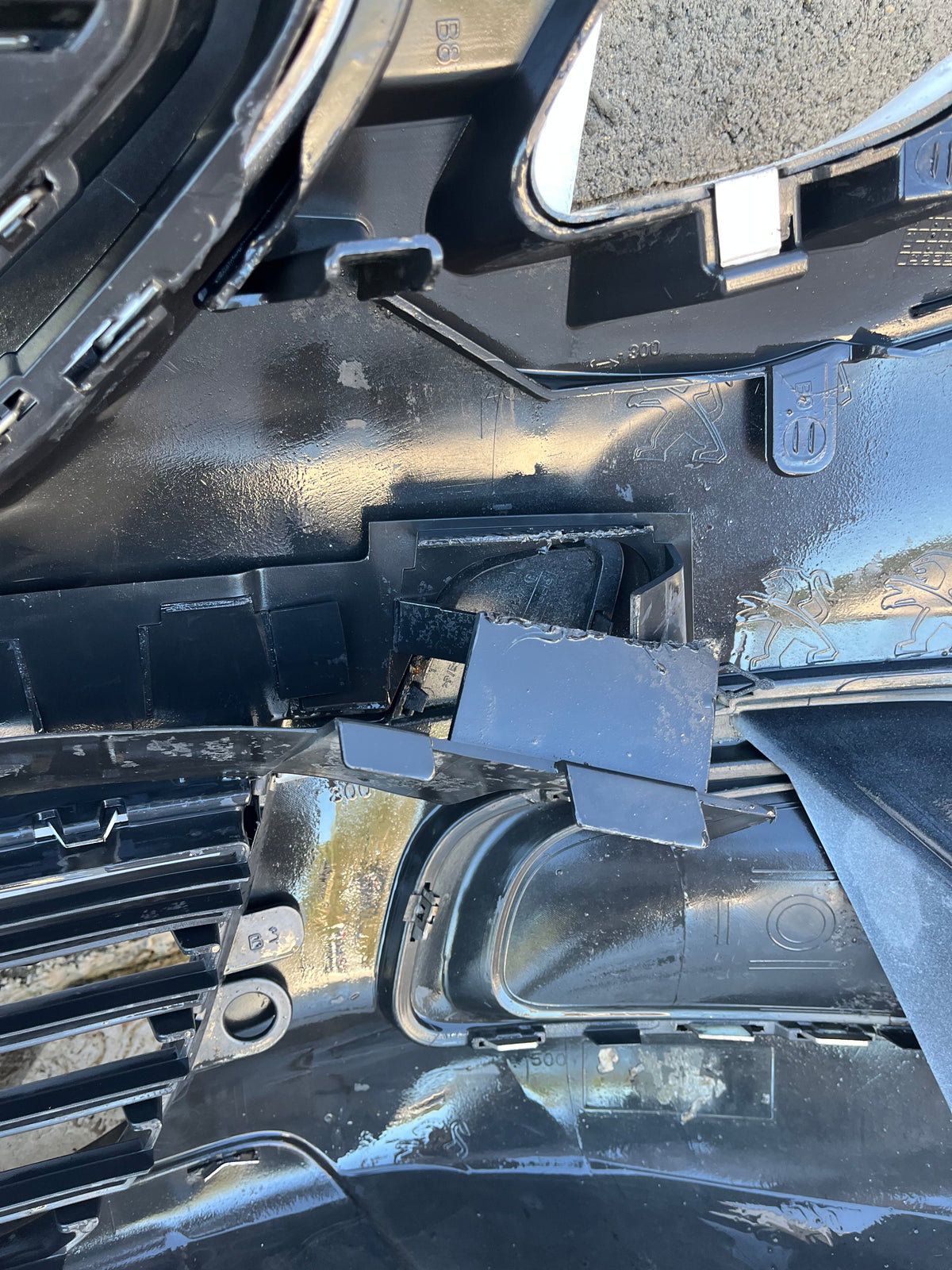 Pare-chocs AV blanc 9802521077 Peugeot 2008 1 — photo 5