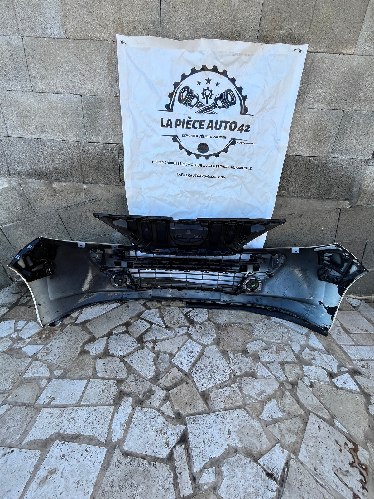 Pare-chocs AV blanc Peugeot 206+ — photo 2