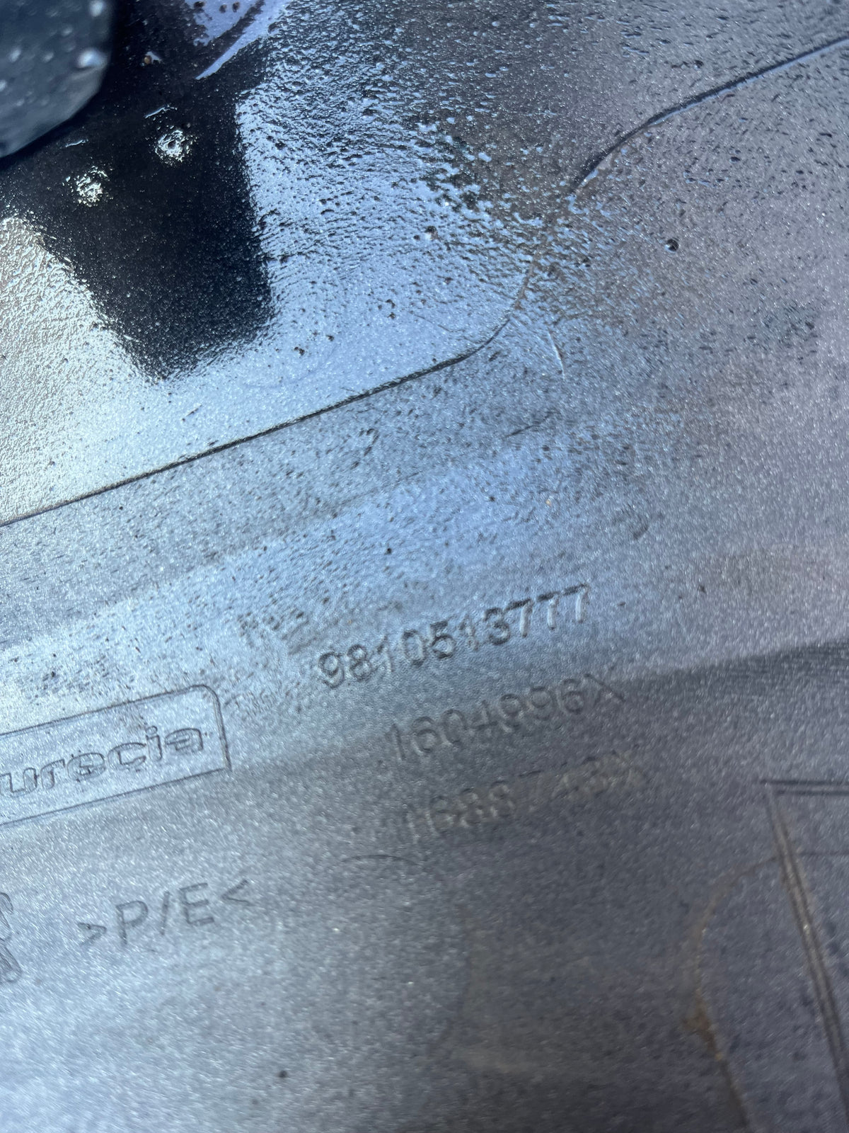 Pare-chocs AV brun 9810513777 Peugeot 208 1 — photo 9