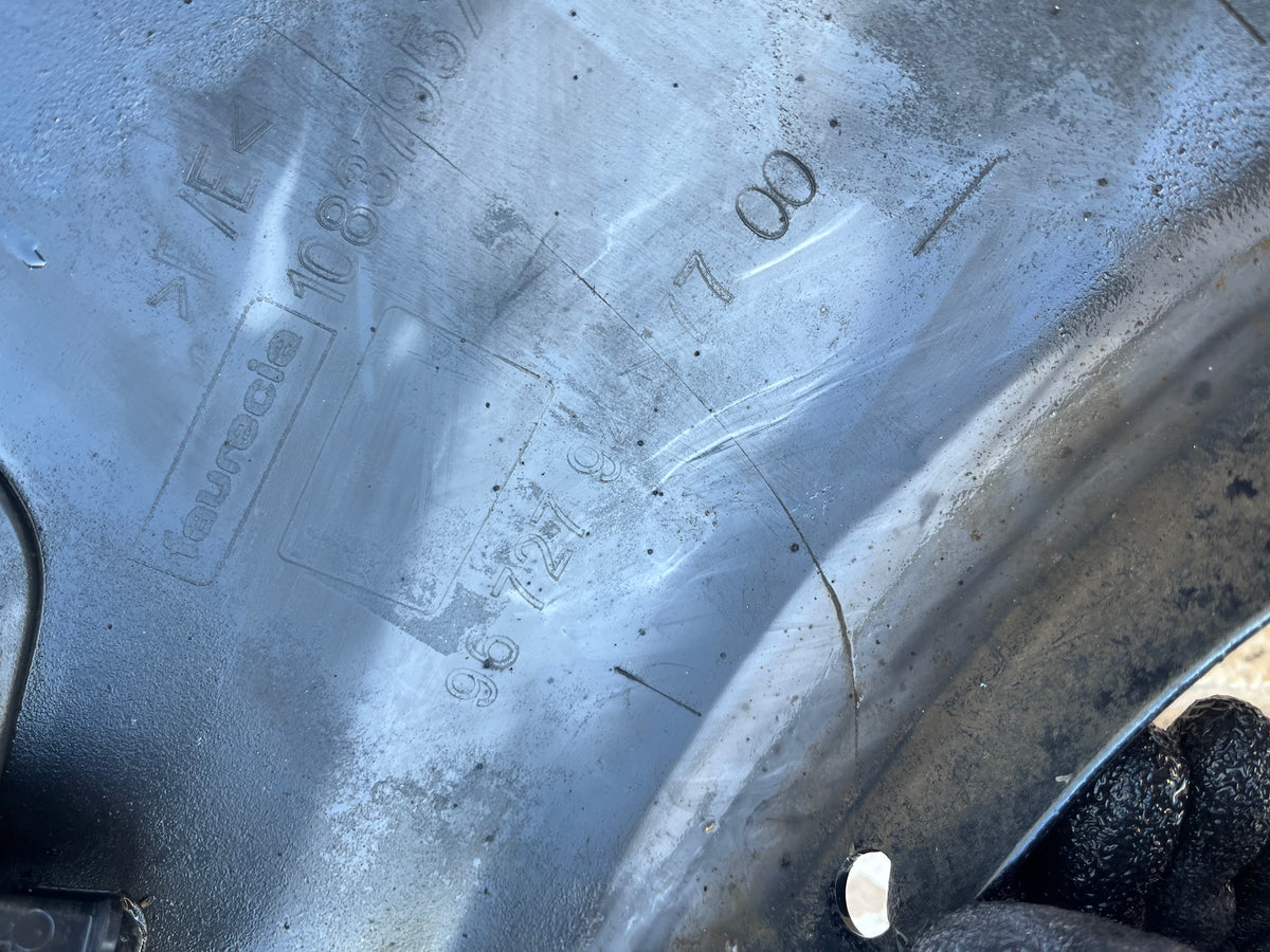 Pare-chocs AV noir 9672794477 Peugeot 208 1 — photo 10