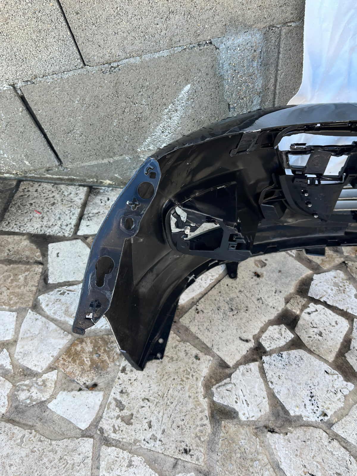 Pare-chocs AV noir 9688071577 Peugeot 207 — photo 4