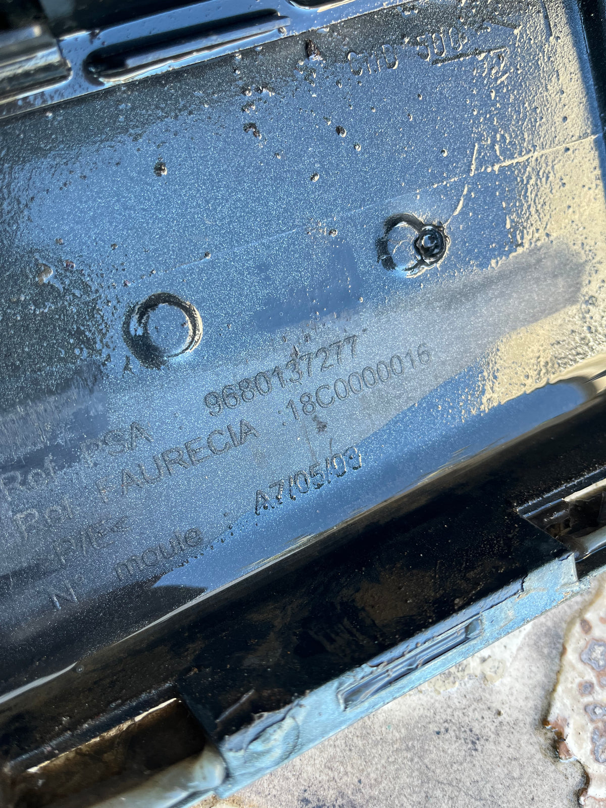 Pare-chocs AV vert foncé 9680137277 Peugeot 207 — photo 6