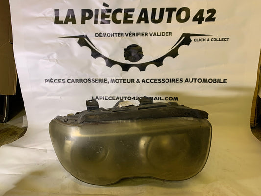 Phare avant droit BMW 7 E65 E66 — photo 1