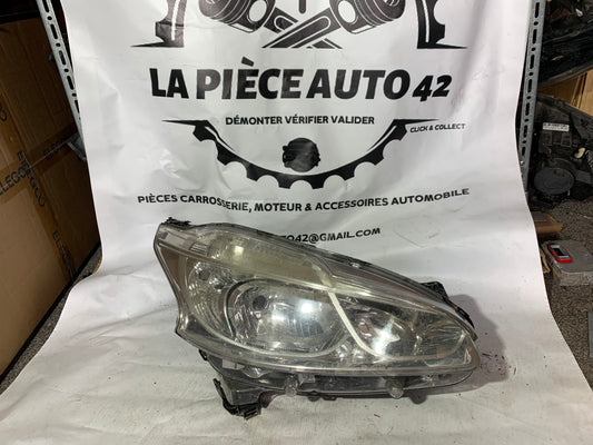Phare avant droit Peugeot 208 1 phase 1 — photo 1