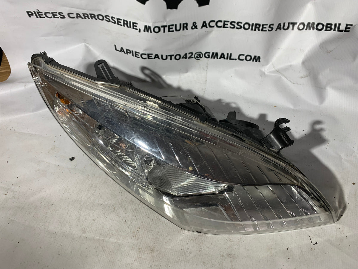 Phare avant droit Renault Megane 3 phase 1 fond gris — photo 2