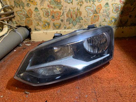 Phare avant droit Volkswagen Polo 5 (6R) — photo 1
