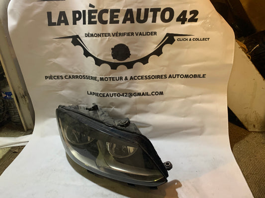 Phare avant droit Volkswagen Touran 2 — photo 1